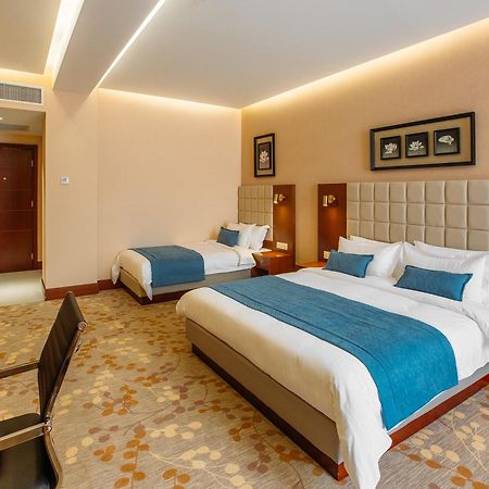 Horizont Hotel Tbilisi Ngoại thất bức ảnh