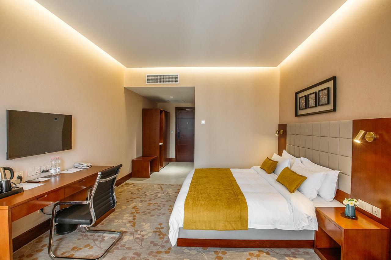 Horizont Hotel Tbilisi Ngoại thất bức ảnh