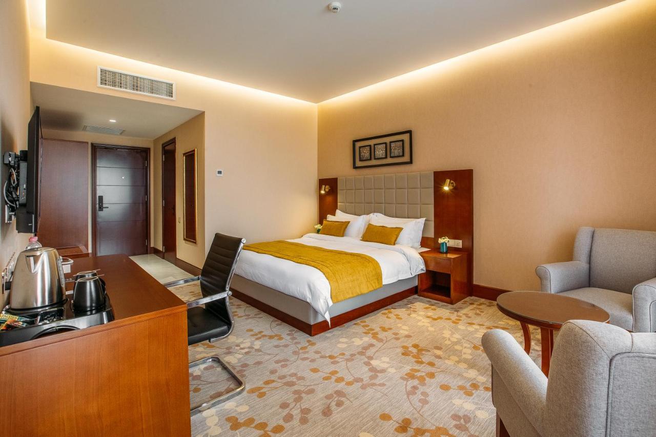 Horizont Hotel Tbilisi Ngoại thất bức ảnh