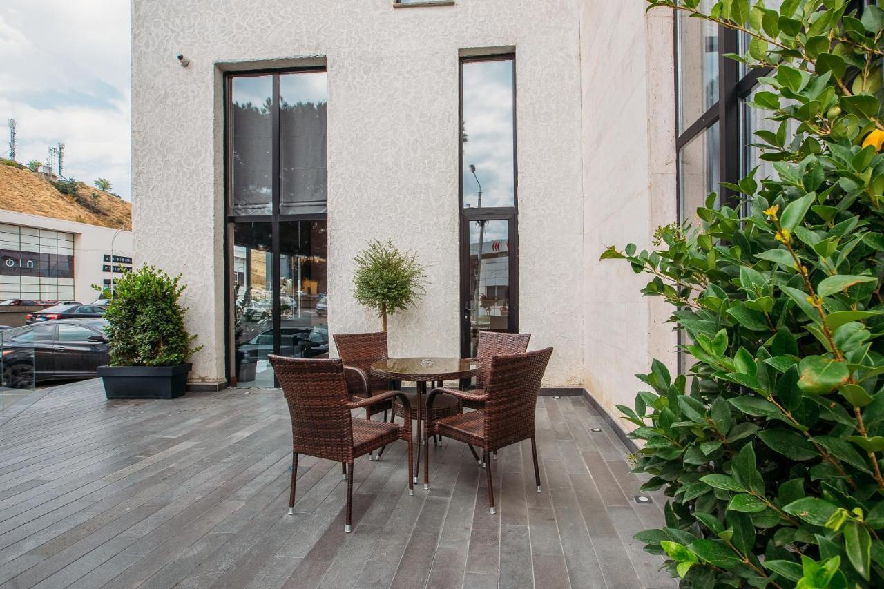 Horizont Hotel Tbilisi Ngoại thất bức ảnh
